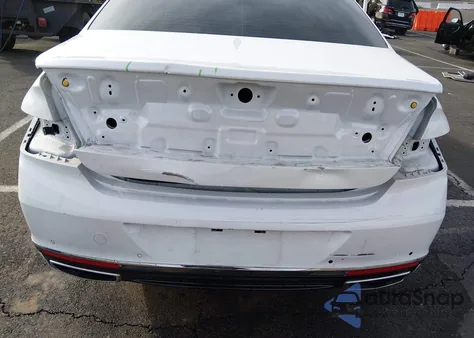 2020 Genesis G90 5.0 Ultimate Awd z USA, uszkodzony, nr VIN KMTF54PH2LU080821